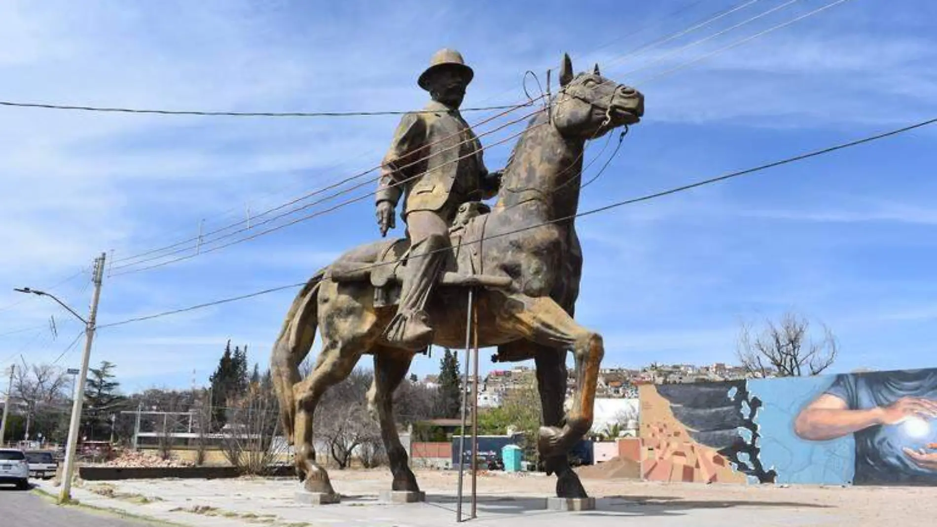 Estatua ecuestre